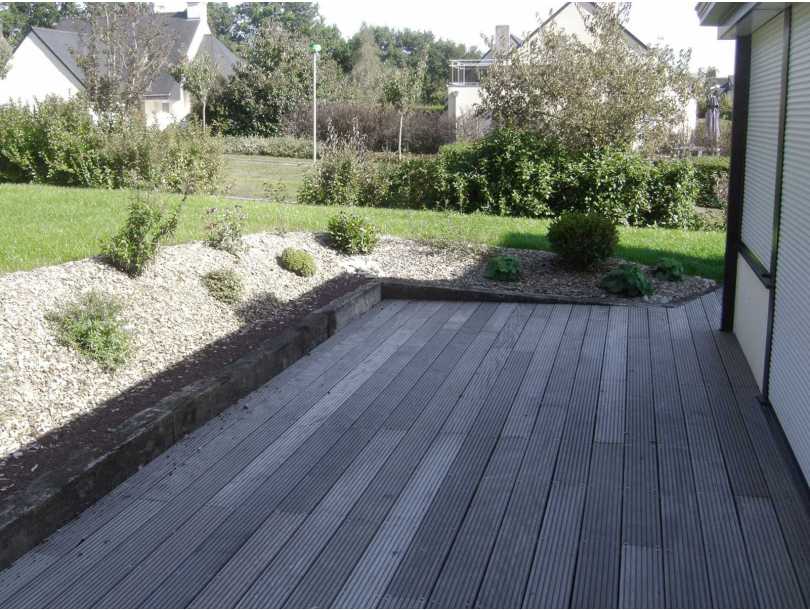 terrasse en bois exotique type Ipe avec vis inox apparentes
