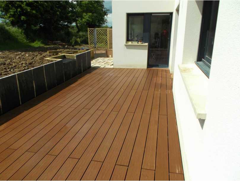 Terrasse en lame composite